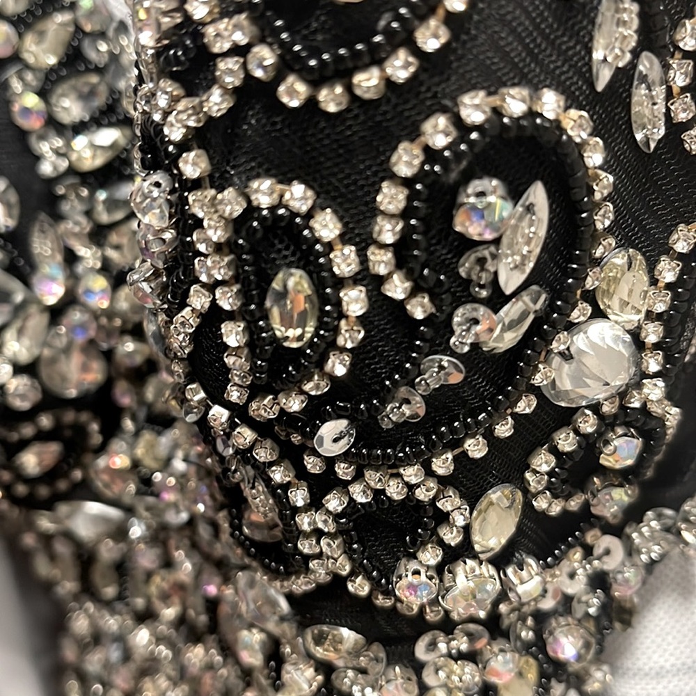 Beautiful beaded black formal dress Size 0